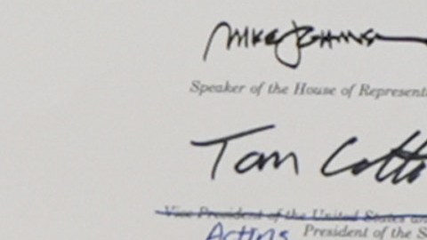 La firma de Donald Trump, presidente estadounidense