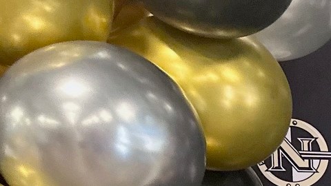 Valerie Chávez recibe una beca por $50,000 de la compañía Edison.