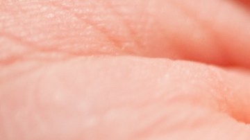 Retiran casi 90,000 frascos de ibuprofeno infantil: ¿qué hacer si tu hijo lo ha consumido?