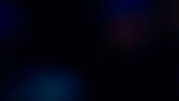 Javier Hernández se lamenta tras la falla que marcó su carrera.