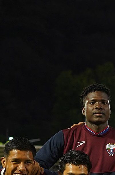 Tlaxcala, Tlaxcala, 18 de marzo de 2026. Foto de equipo de Atlante FC, durante el partido correspondiente a la jornada 10 del torneo Clausura 2026 de la Liga BBVA Expansión MX, entre los Coyotes de Tlaxcala y los Potros de Hierro del Atlante FC, realizado en el estadio Tlahuicole. Foto: Imago7/ Liz Romero