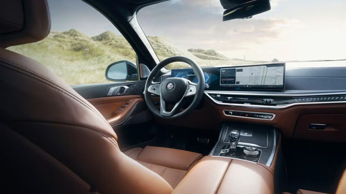 BMW quiere despedirse de los botones y apostar todo por la voz