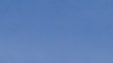 Aerolínea de bajo costo anuncia aumento en las tarifas por equipaje ante alza de los precios del combustible