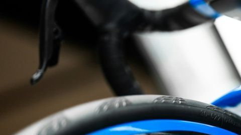 Presentaron la Bugatti Factor One