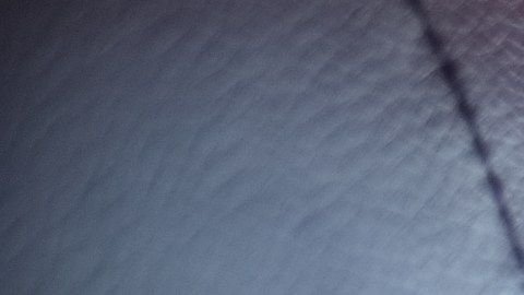 Uso de audífonos en United Airlines