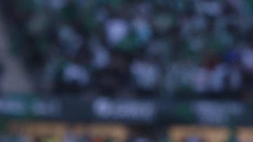 Álvaro Fidalgo anotó su primer gol con el Betis.