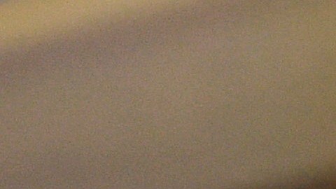 La presión de figuras públicas se suma a un debate más amplio sobre el uso de centros de detención para familias migrantes.