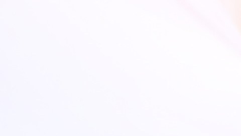 La menor fue trasladada a una unidad especializada en quemaduras y permanece intubada.