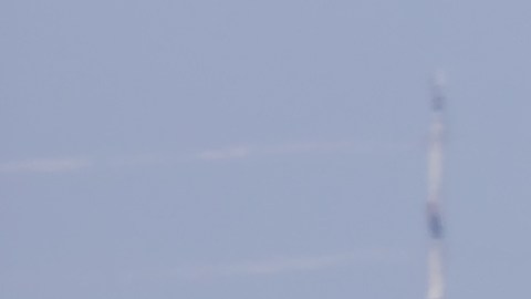 Las autoridades evacuaron la aeronave y posteriormente determinaron que no existía peligro real.