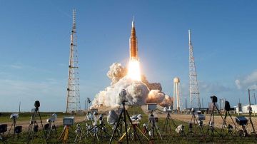Atenea: cómo es y qué hará el microsatélite desarrollado por Argentina que participa en la histórica misión Artemis II a la Luna