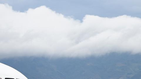 Costa Rica recibe primer vuelo con deportados desde EE.UU.