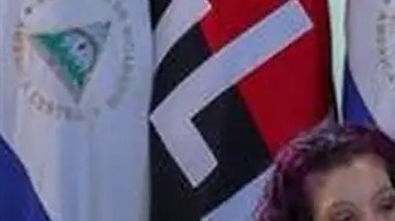 Ortega carga contra Trump y lo llama "desquiciado mental"