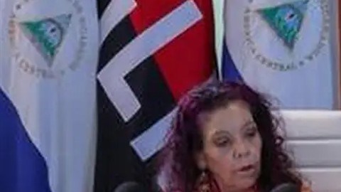 Ortega carga contra Trump y lo llama "desquiciado mental"