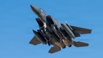 Trump anuncia el rescate del segundo tripulante del avión de combate F-15 derribado por Irán el viernes