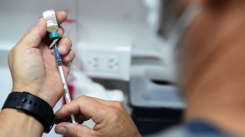 Argentina investiga una presunta trama que robaba medicamentos de hospitales para usarlos en fiestas.