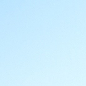 Personas a favor y en contra de la ciudadanía por nacimiento asistieron a la Corte Suprema.