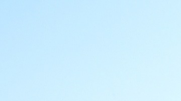 Personas a favor y en contra de la ciudadanía por nacimiento asistieron a la Corte Suprema.