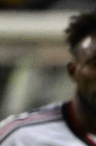 Álvaro Fidalgo en su debut con El Tri.