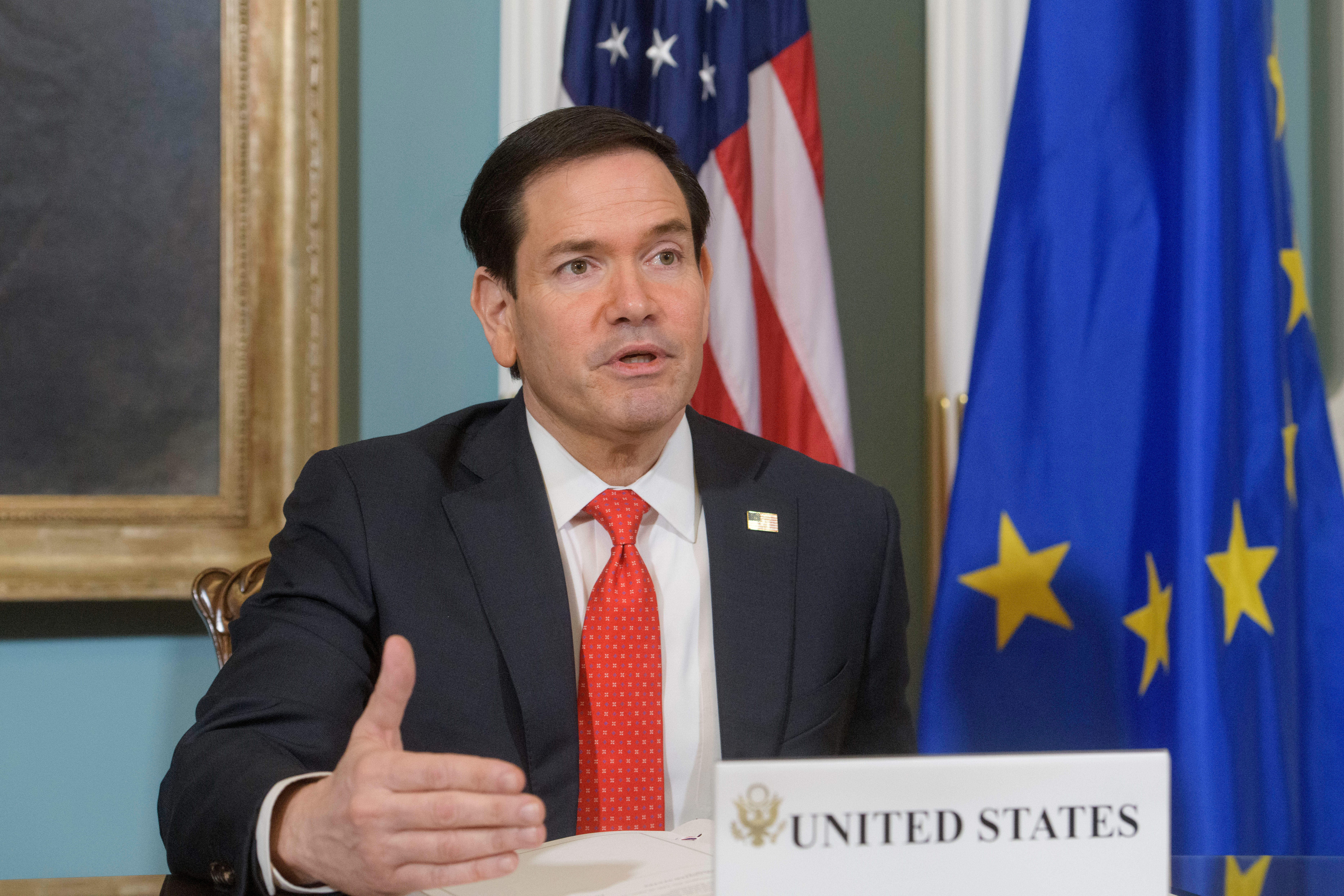 Cuba acusa a EEUU de fabricar "pretextos" al decir que Cuba acoge militares de adversarios
