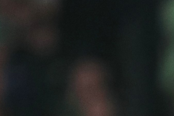Cristiano Ronaldo de Portugal controla el balón durante un partido de clasificación para el Mundial de 2026