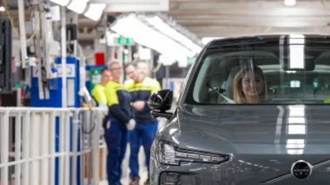 El Volvo EX60 en producción