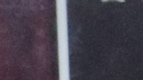 Sophie, sobrina de José Anaya, enjuga sus lágrimas y es consolada por su padre, Michael Quiroz.