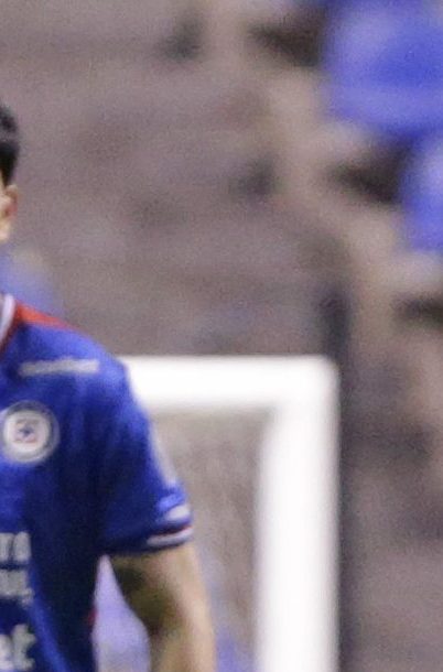 Puebla, Puebla, 4 de abril de 2026. , durante el partido correspondiente a la jornada 13 del torneo Clausura 2026 de la Liga BBVA MX, entre la Máquina Celeste del Cruz Azul y los Tuzos del Pachuca, realizado en el estadio Cuauhtémoc. Foto: Imago7/Mireya Novo