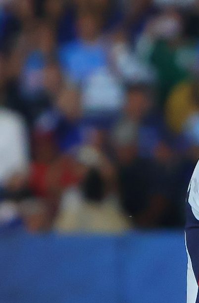 Querétaro, Querétaro, 21 de abril de 2026. Guillermo Fernández "Toro" en lamento, durante el partido correspondiente a la jornada 16 del torneo Clausura 2026 de la Liga BBVA MX, entre los Gallos Blancos del Querétaro y la Máquina Celeste del Cruz Azul, realizado en el estadio La Corregidora. Foto: Imago7/ Rogelio Dávila
