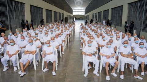 El megajuicio contra centenares de supuestos pandilleros de la Mara Salvatrucha que arrancó en El Salvador