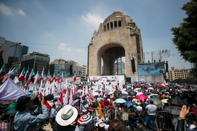 Sheinbaum denuncia campaña mediática en su contra de la ultraderecha de EE.UU. y de México que busca injerencia e intervención extranjera