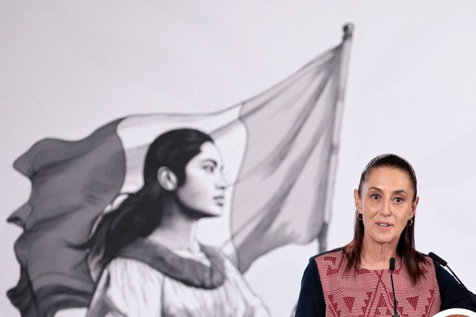 Sheinbaum dice que no hay imputaciones contra funcionarios mexicanos citados por Fiscalía