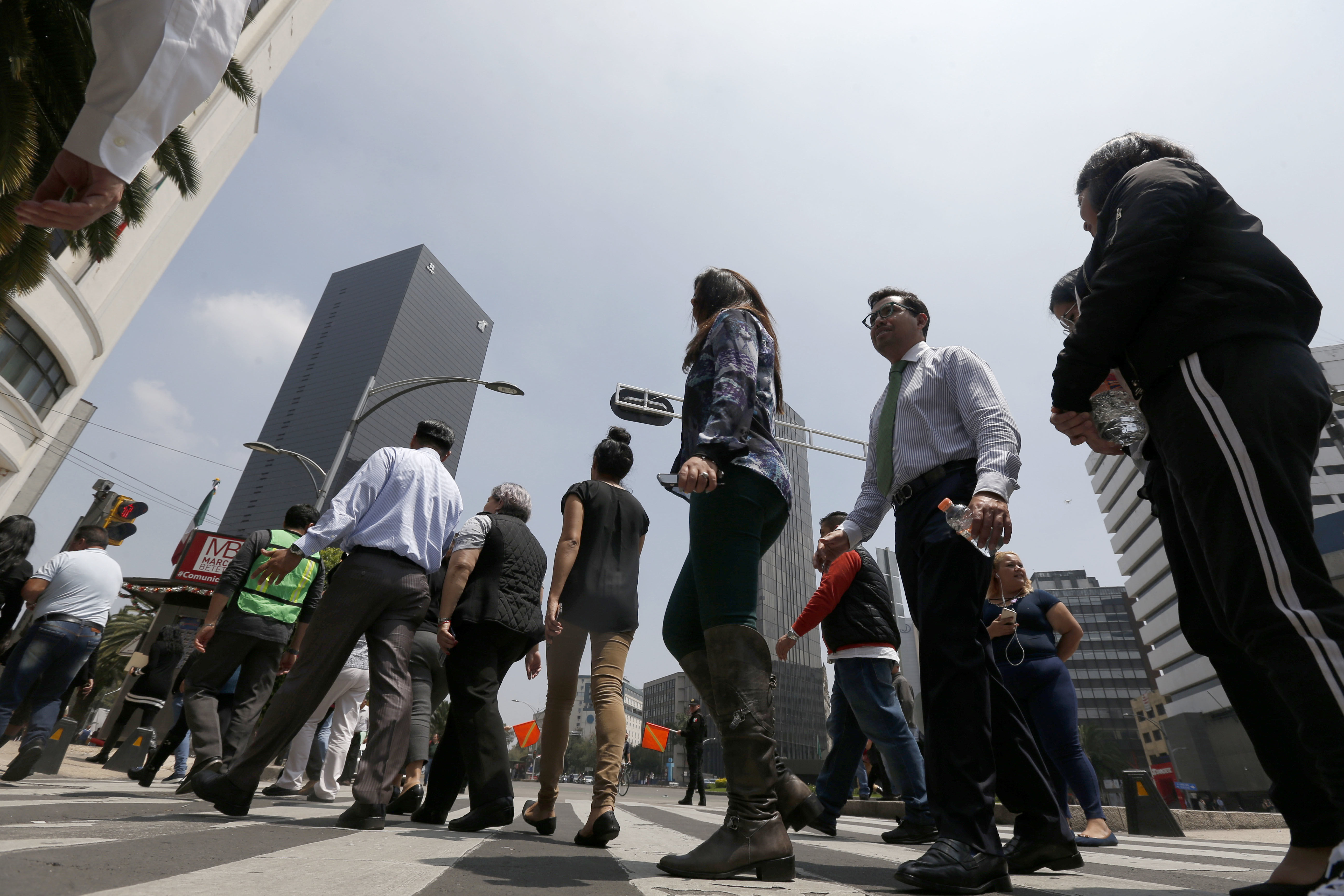 Sismo de 5.6 grados sacude a la Ciudad de México