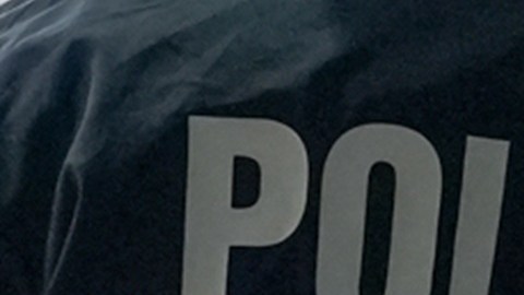 ICE puede aplazar temporalmente la ejecución de una deportación.