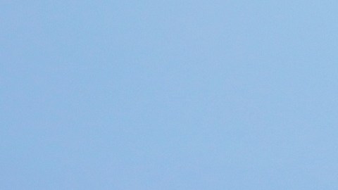 El crucero MV Hondius está anclado en un puerto de Praia, Cabo Verde, el lunes 4 de mayo de 2026.