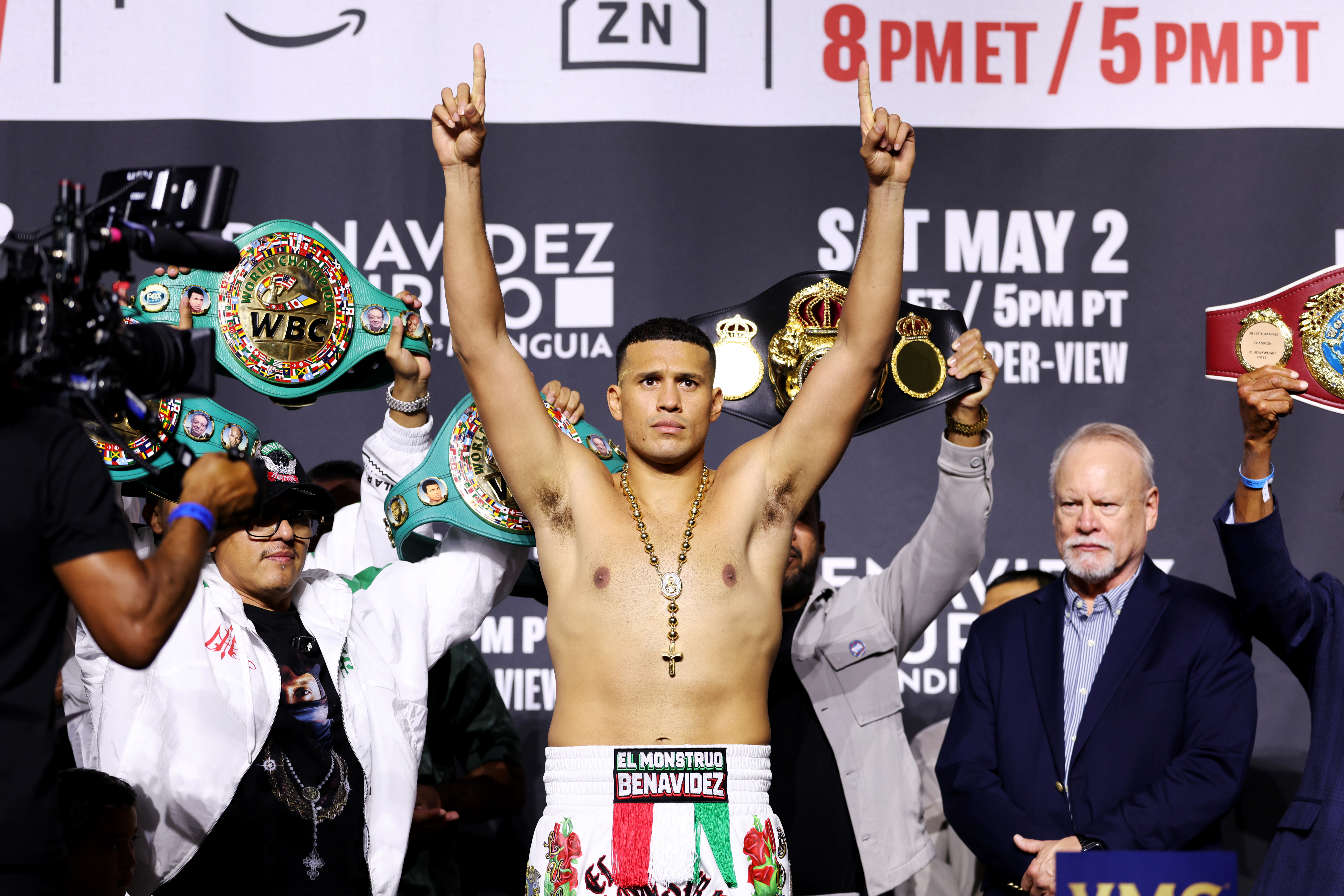 David Benavídez reaccionó duramente al próximo combate del Canelo