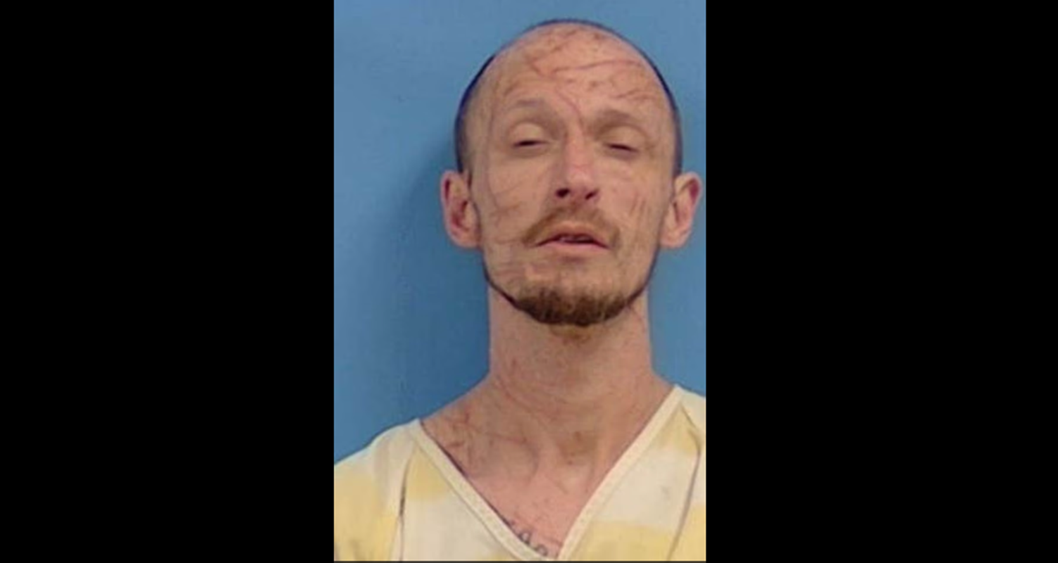Intruso vivía en sótano de una familia en Arkansas: descubren su presencia tras notar&hellip;