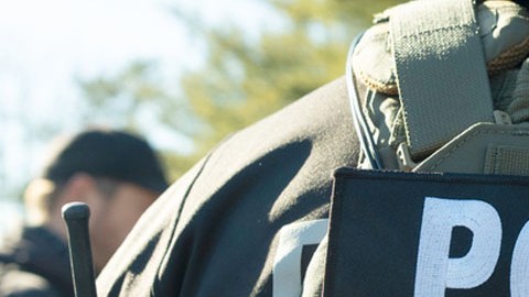 Agente del Servicio de Control de Inmigración y Aduanas