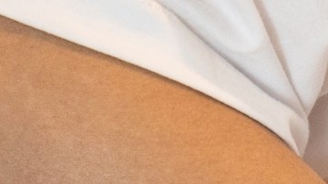 ¡No es gordura, es inflamación abdominal!: causas y cómo aliviarla