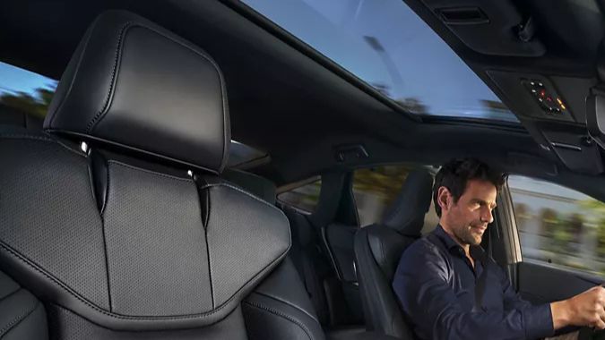 Interior del Lexus ES 2026