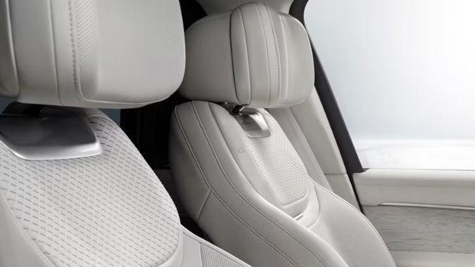 Interior del Range Rover SV Ultra