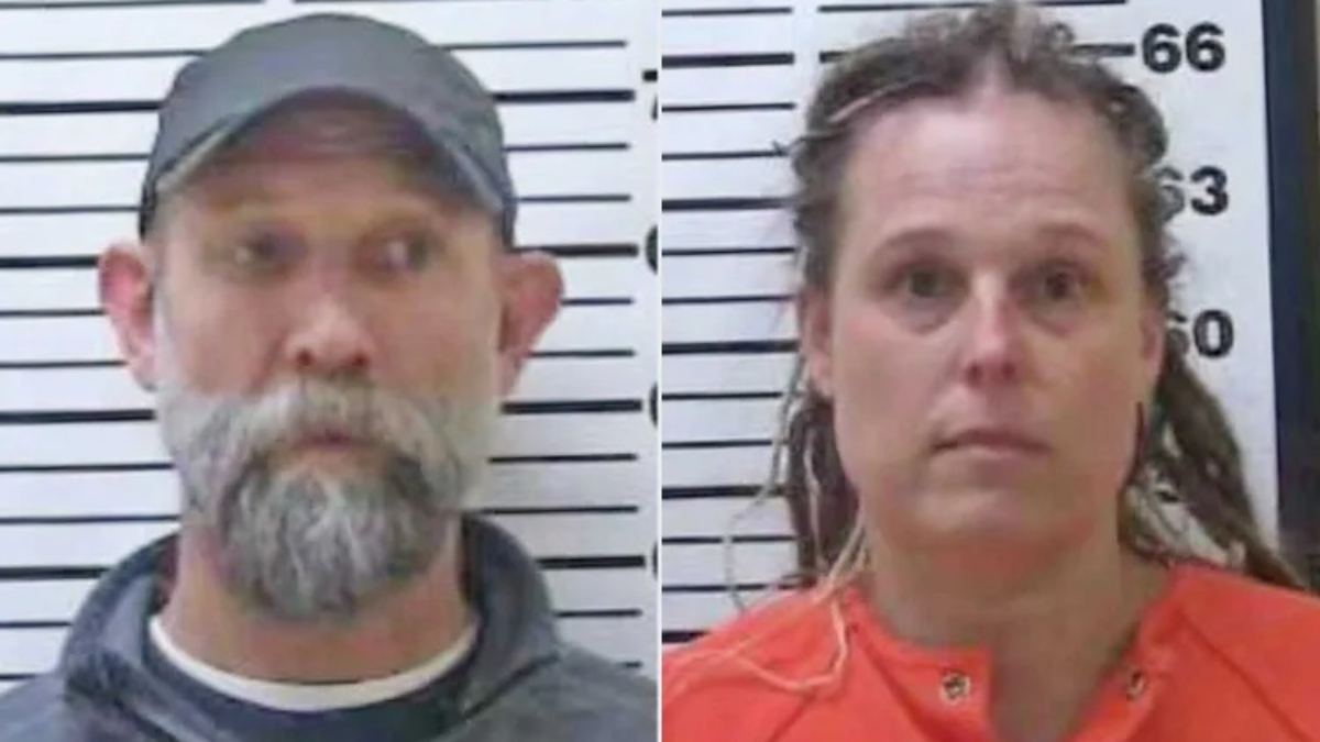 Pareja acusada de maltrato infantil