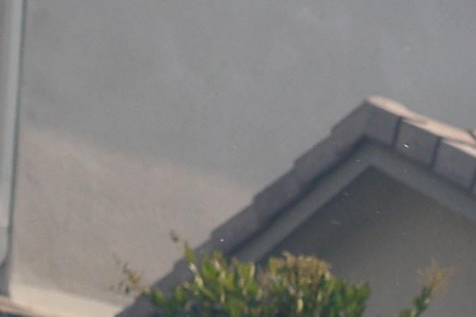 A resident evacuates during as the Sandy Fire approaches, Tuesday, May 19, 2026, in Simi Valley, Calif. (AP Photo/Caroline Brehman)
