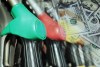 Trump propone suspender por un tiempo el impuesto federal a la gasolina