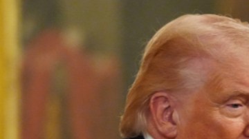 Donald Trump criticia de nuevo al papa León XIV.