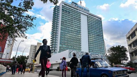 ¿Un hotel con su nombre? ¿Un campo de golf? Qué negocios contempló Trump en Cuba antes de presidir EE.UU. y presionar a la isla