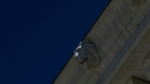 Por lo pronto, la sentencia de muerte queda anulada hasta que se determine el futuro legal del caso.