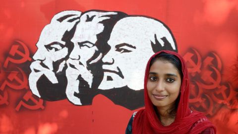 Por qué los comunistas de India perdieron por completo el poder tras casi 70 años gobernando a millones de personas
