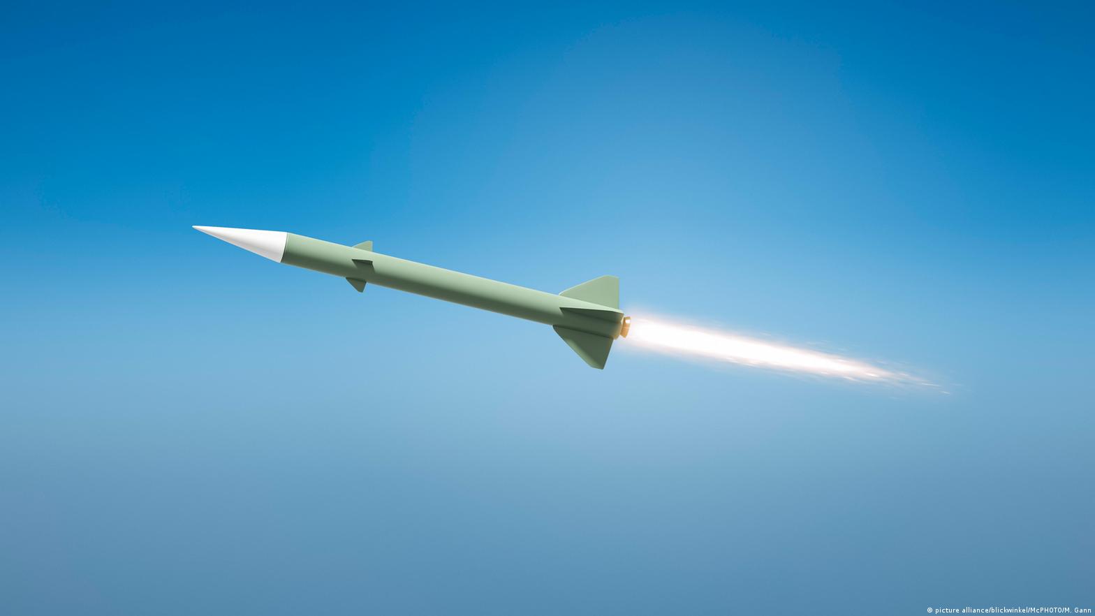 EE.UU. evalúa expansión del despliegue de armas nucleares en Europa, según Financial Times