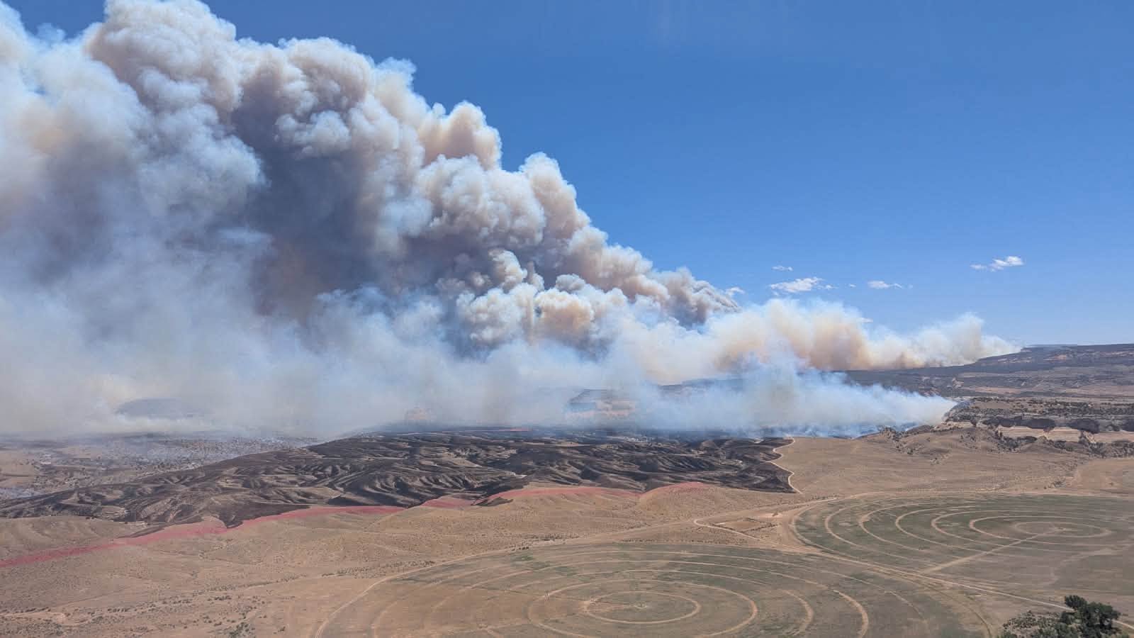 Tres bomberos murieron mientras combatían un incendio forestal entre Utah y Colorado