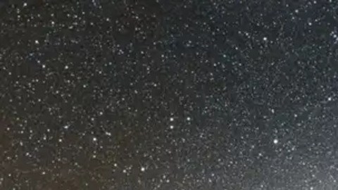El radiotelescopio ASKAP, en Australia Occidental, registró con precisión los destellos de radio del sistema binario ASKAP J1745−5051.